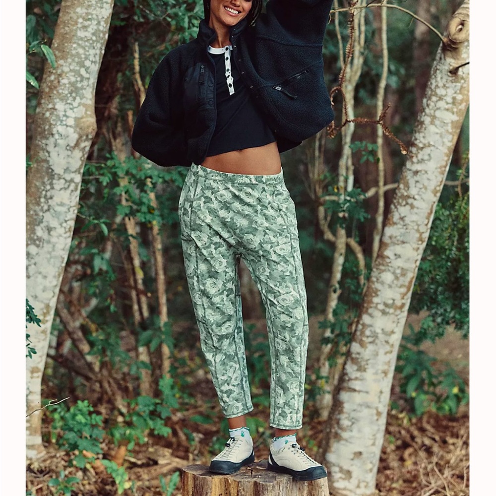 Hot Shot Printed Pants